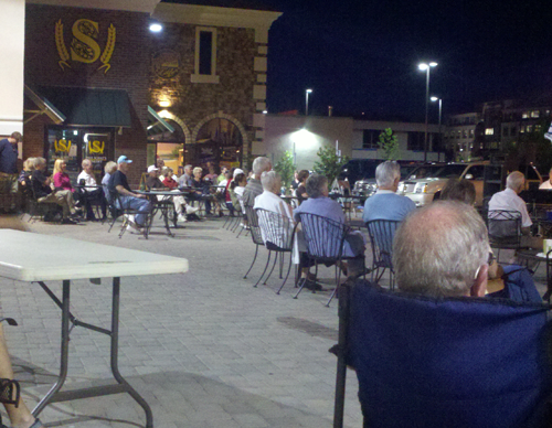A large crowd gathered Saturday night to enjoy a free jazz concert.