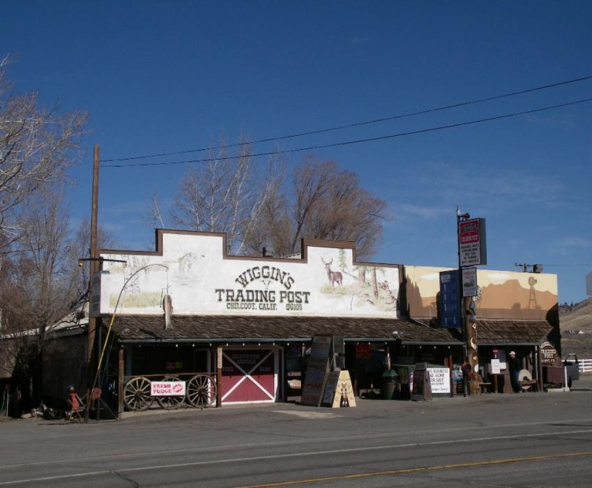 Wiggins Trading Post is at the intersection of Calif. S.R. 70 and the road to Frenchman Reservoir.  Photo by Elaine Quilici