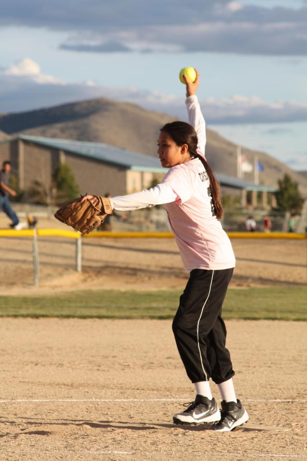 Tezia Boice pitching