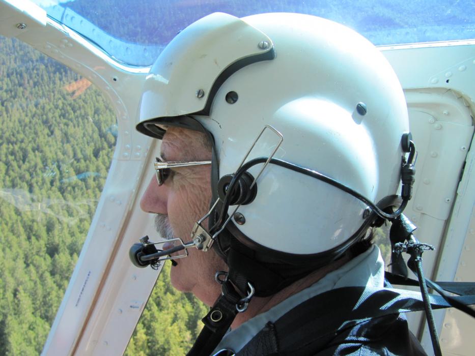 Tom Arduini, our helicopter pilot.  Photo by Don Quilici