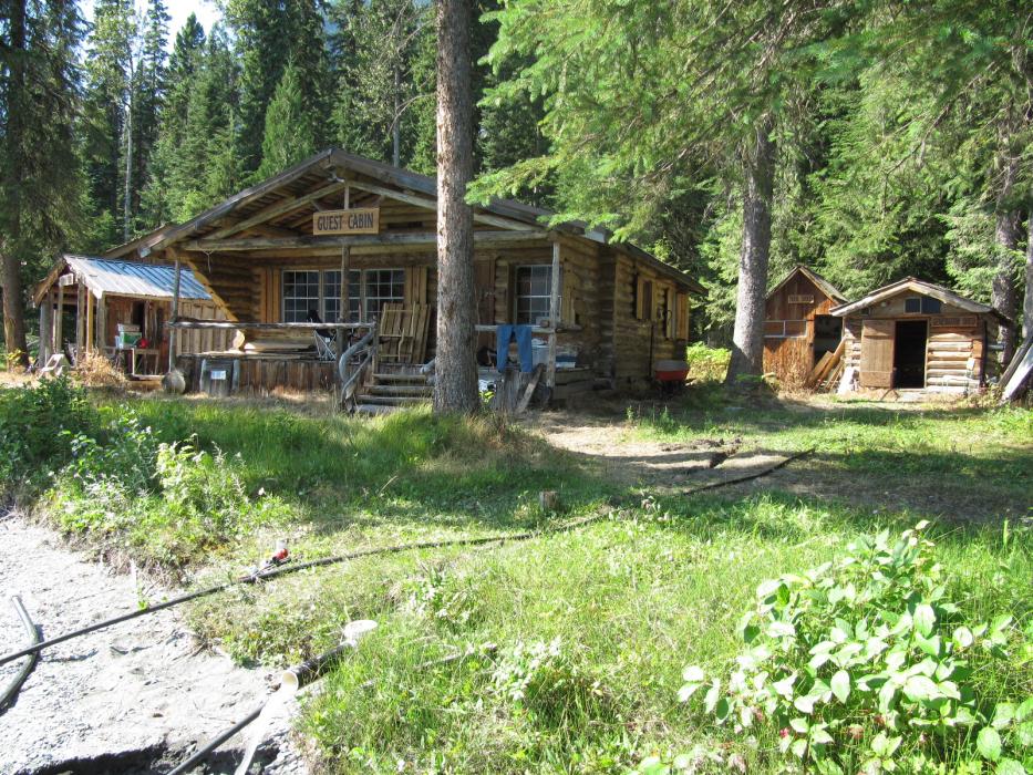 The guest cabin with the hardware store to the left, and the tool shed and the generator shed to the right. Photo by Don Quilici