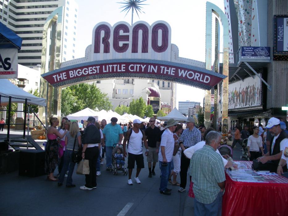 Looking south on Virginia Street in downtown Reno. Photo by Elaine Quilici