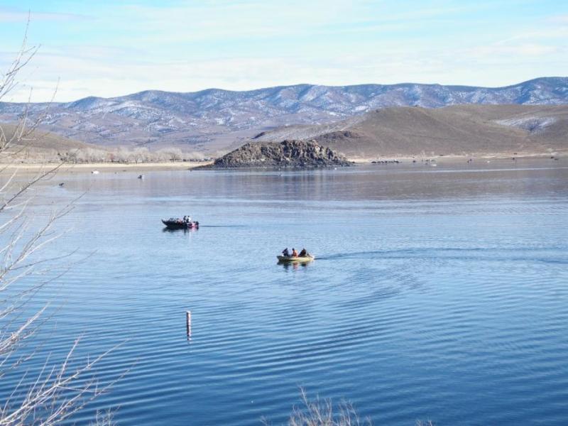 Some of the boat and shore fishermen on last year's Opening Day at Topaz Lake.  Photo by Elaine Quilici