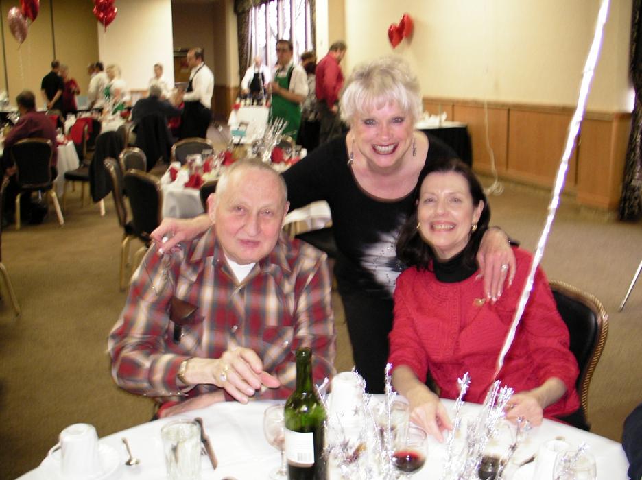 L to R: Dr. Ed Pierczynski, Carson City Chamber director Ronni Hannaman and Dr. Mary Pierczynski.