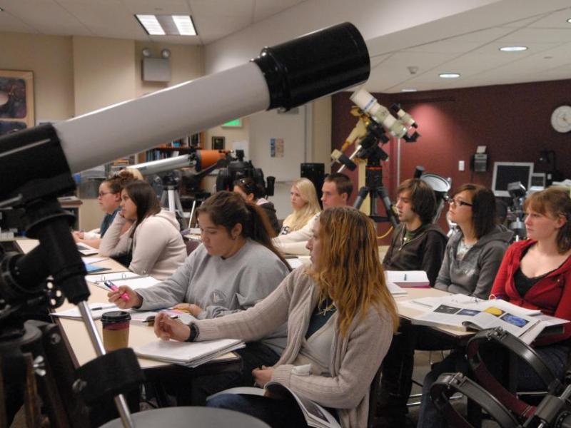 Students at WNC Davis Observatory.