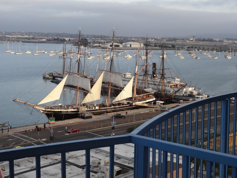 The three mast sailship 