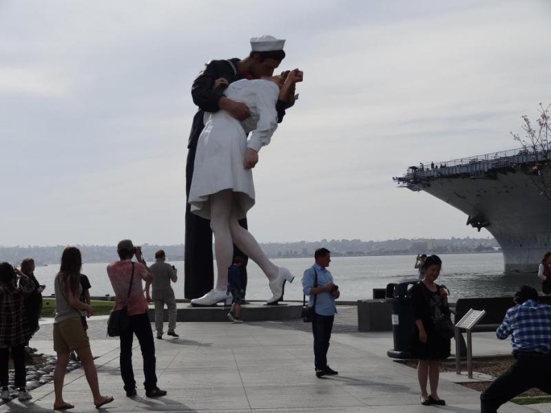 The statue of the famous kiss at the end of World War II. Photo by Elaine Quilici