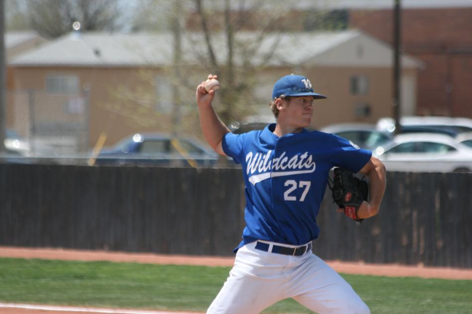 Spencer Greer pitches-beat Lamar 9-5 in game 1.