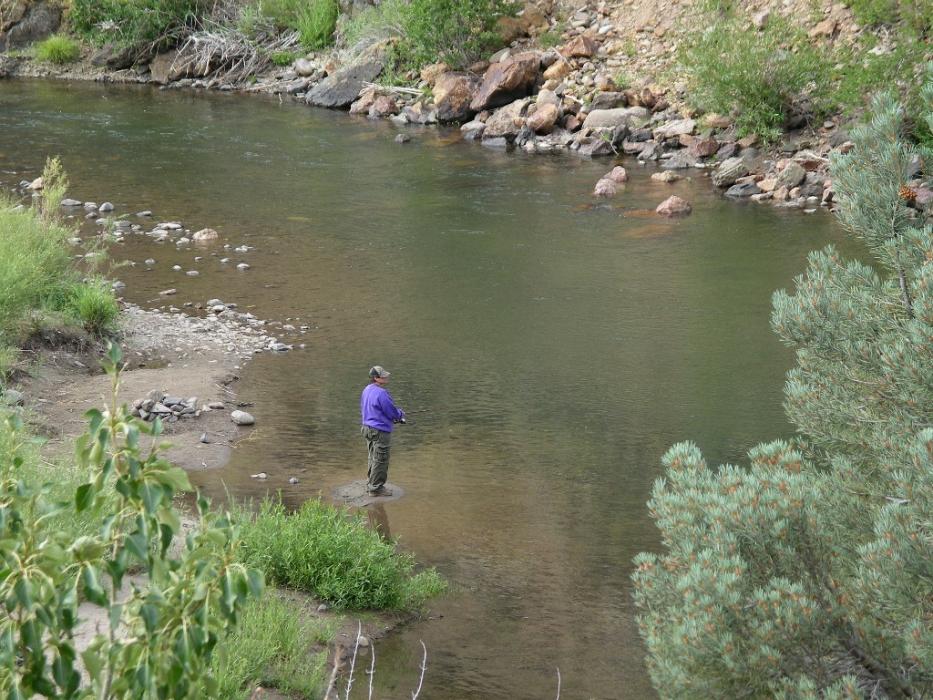 A shore fisherman at the East Carson River, California.  Photo by Elaine Quilici
