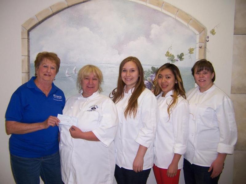 Kiwanis of Sierra Nevada helps defray the travel expenses for national competition.