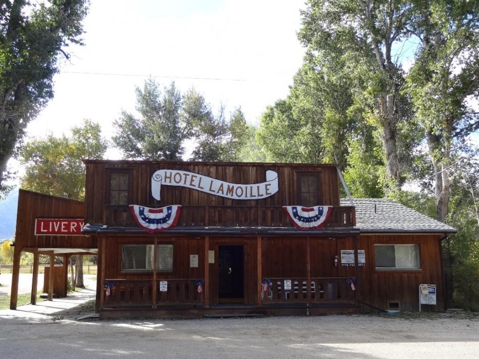 The old hotel in Lamoille.  Photo by Elaine Quilici