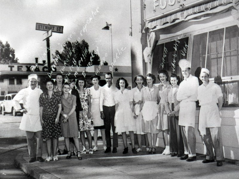 Staff members pose outside Harvey’s Q ne Q Restaurant at the corner of South Virginia and Stewart streets in Reno, circa 1945.