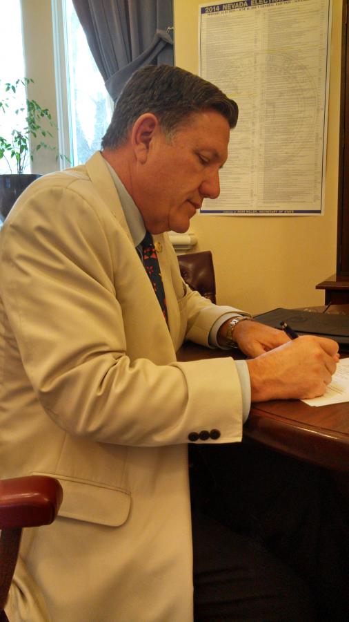 PK O'Neill files for AD 40