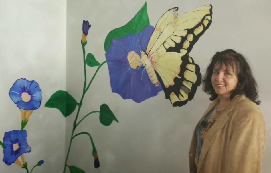 Carson City artist Coeleen Lundy has murals featured at Fitness 1440 in Carson City. Photo by Dana Lee Fruend