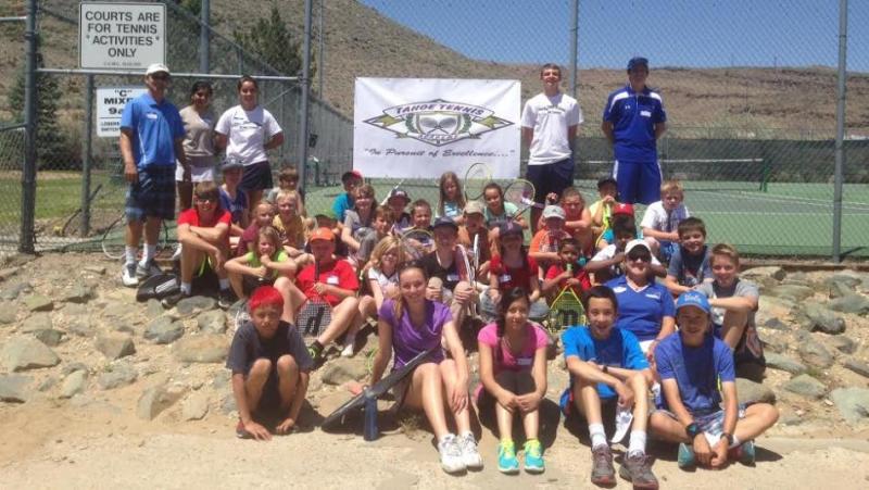The group of the students who attended the free clinic