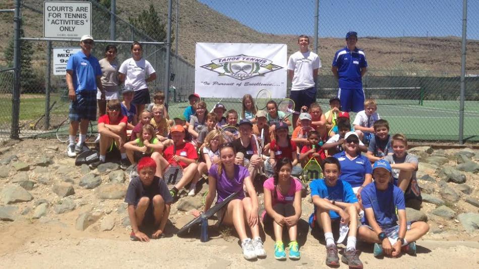 The group of the students who attended the free clinic