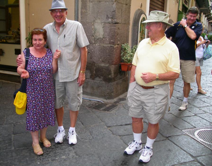 The little, older Italian woman in Sorrento, Italy. Photo by Elaine Quilici