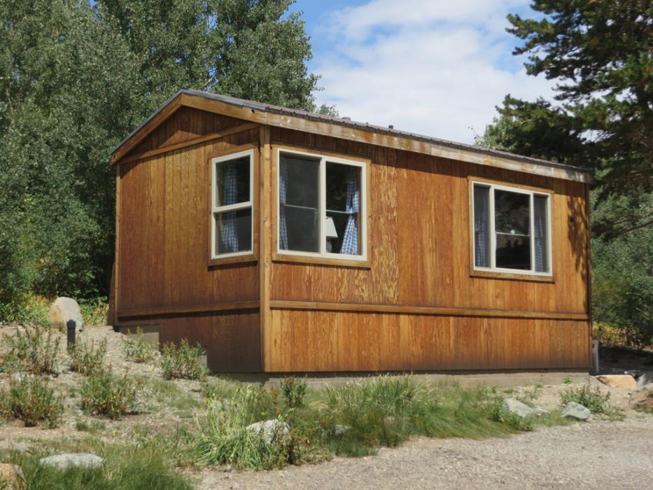 Cabin No. 07 at the Virginia Lakes Resort. Photo by Don Quilici