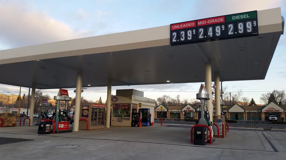 This photo was taken Thursday morning. The gas station on William Street is now open.