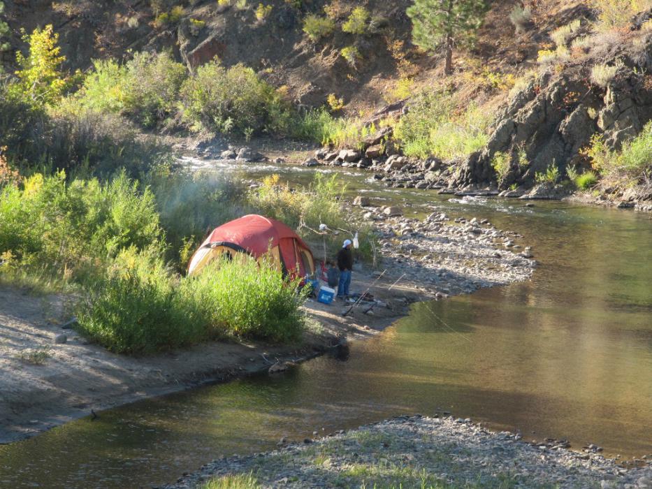 Camping and fishing at the Carson River near Markleeville. Photo by Elaine Quilici