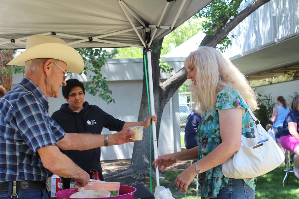 Guests enjoy a sundae at the library.