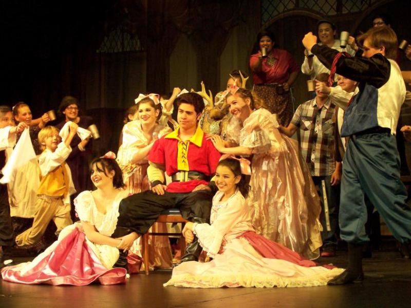 Gaston (Joseph Campbell) & Villagers. Photo by Lyn McComb
