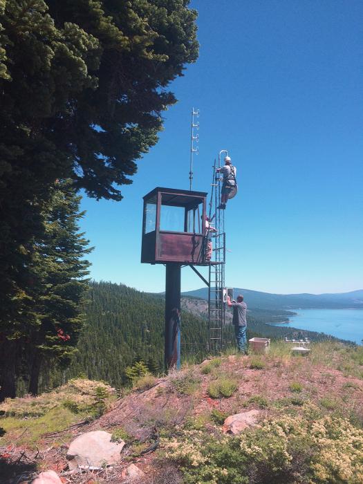 UNR's fire-spotting camera network is tracking the Washington Fire south of Lake Tahoe.