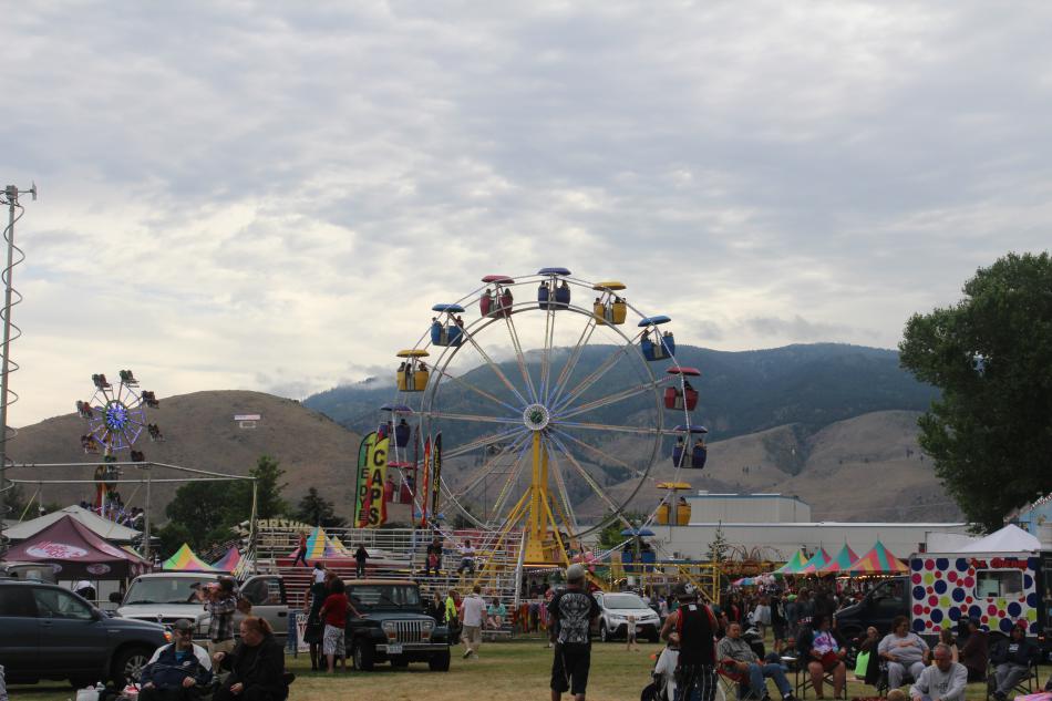 Guests who rode the ferris wheel got a bird's eye view of the city.