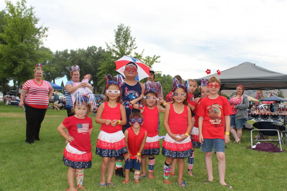 The children of Savannah, Danelle and Shantel gather, eagerly awaiting the fireworks.