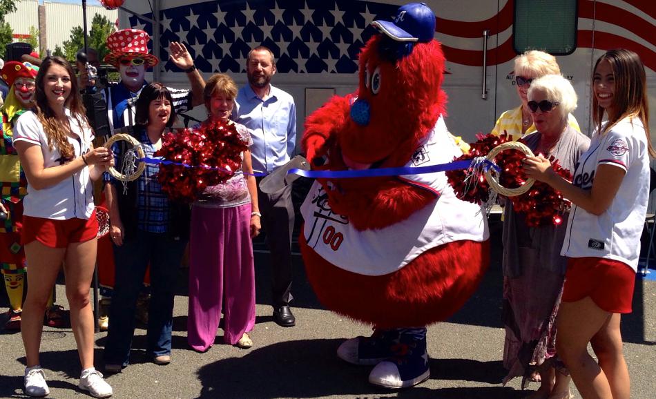 Reno Aces mascot Archie cuts the ribbon for the Nevada Fair.
