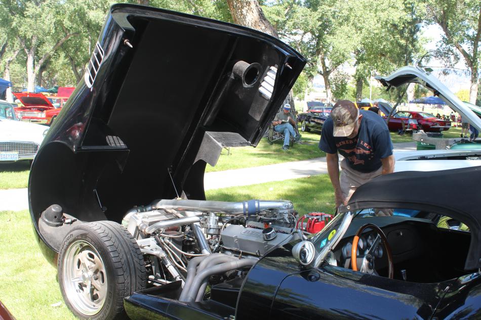 The engines of these old cars are also an outstanding sight