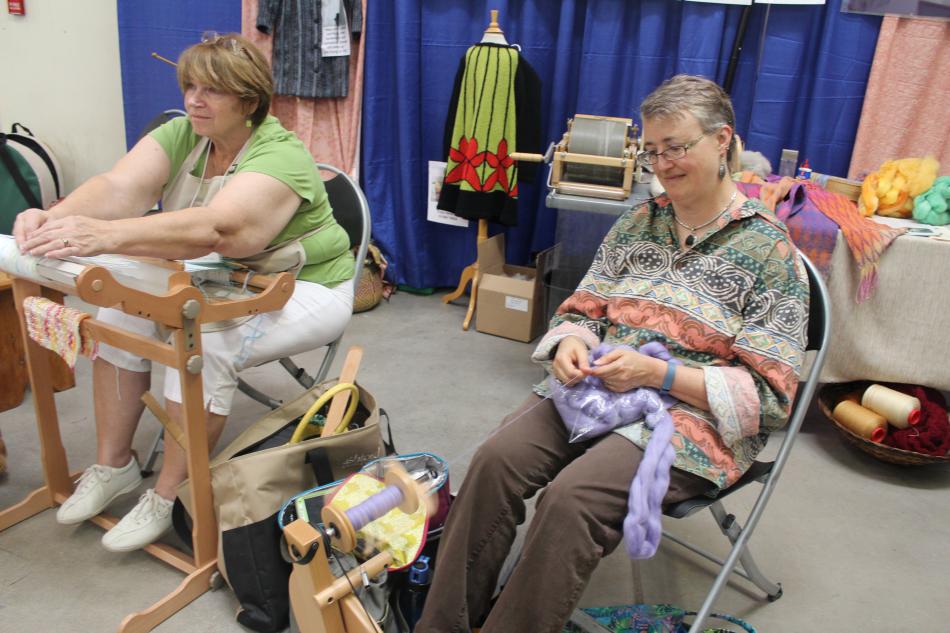 Susan Palwick spins sheep wool