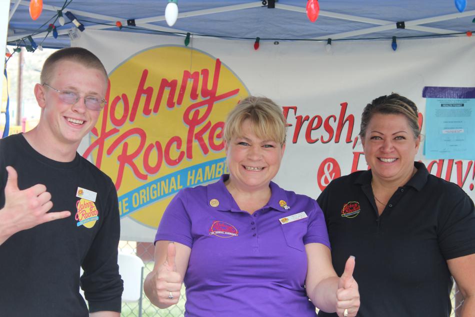 Johnny Rockets serves some fair favorites