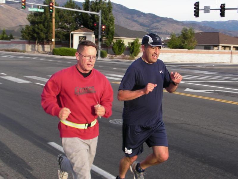 Brig. Gen Michael Hanifan and Nevada Gov. Brian Sandoval run to remember the victims in the 2011 Carson City IHOP shooting.