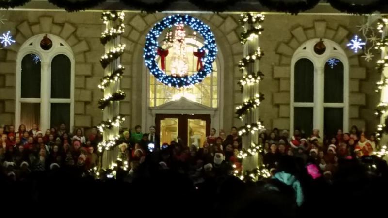 The Capitol all aglow: Photos by Danielle Cook and Kirk Caraway