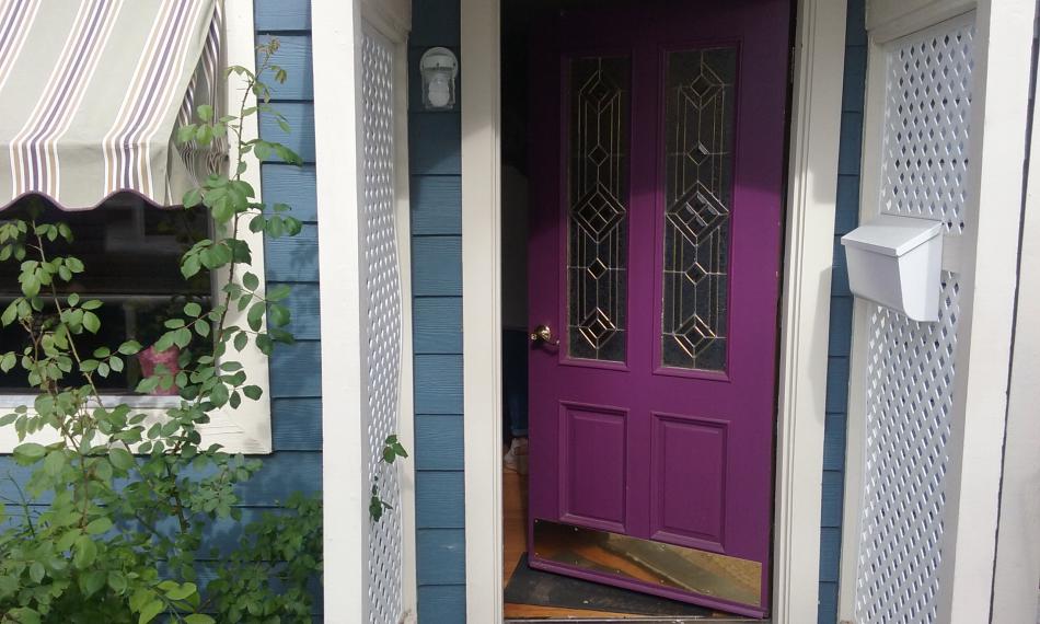 Front door to the new Chi Skin Care and Massage on Nevada Street.