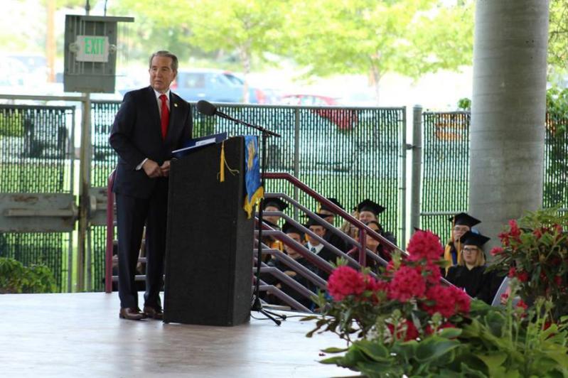 Carson City Mayor Bob Crowell delivers the commencement address.
