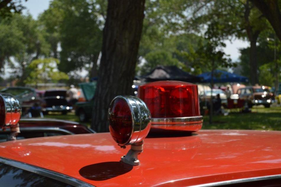 Lights and sirens atop this San Francisco Fire Dept. chief's car.