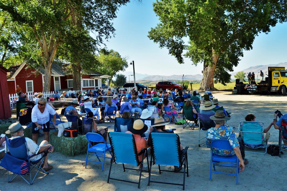 Photo by Lisa Fisher. A crowd listens to the music of Hickry Switch at Silver Saddle Ranch.