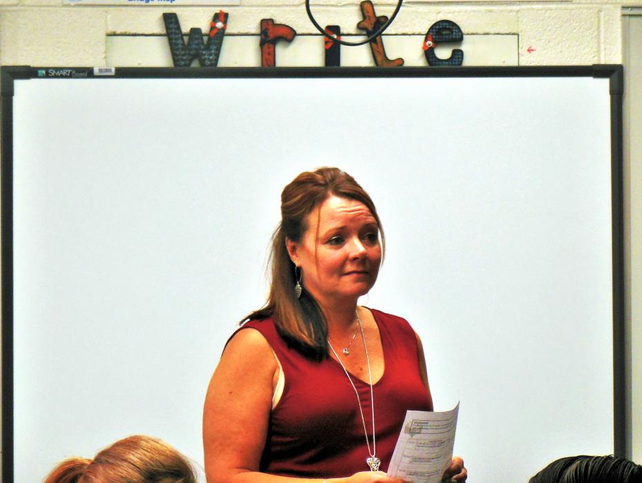 Angela Fisher teachers her eighth grade English class at Carson Middle School.