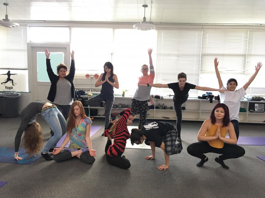 PHS Students in Yoga Class