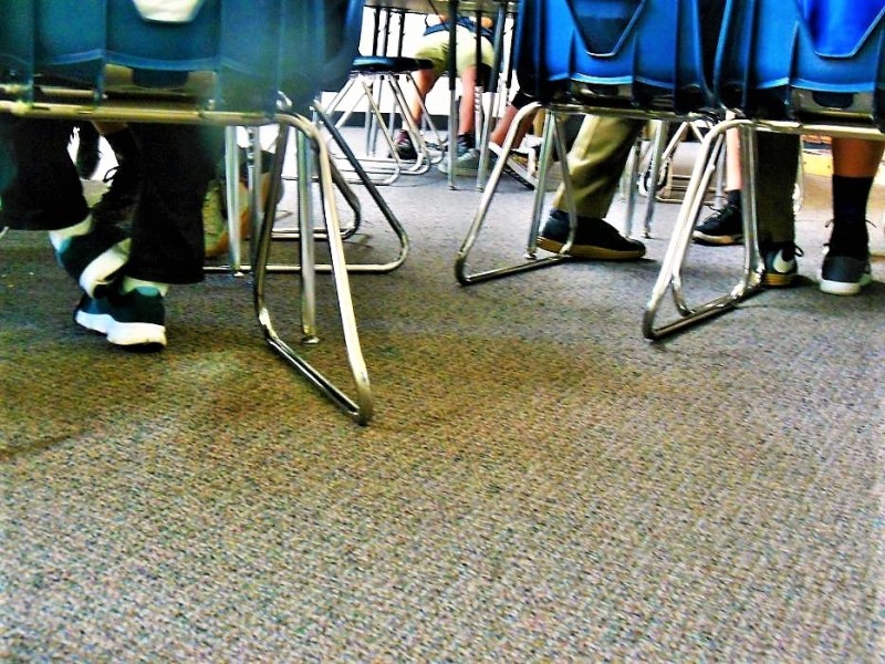 Photo by Brett Fisher. Students in an eighth grade English class at Carson Middle School.