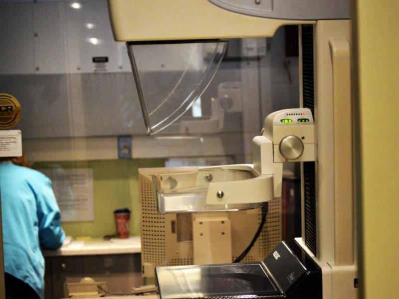 Photo by Arianna Schmidt. The mammography machine inside the Mammovan.