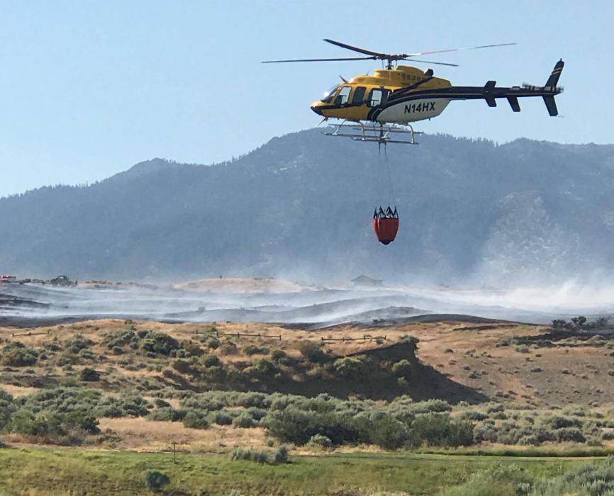 Helicopter supports helps stop the spread of the Foothill Fire. Photo courtesy of Christina Duncan