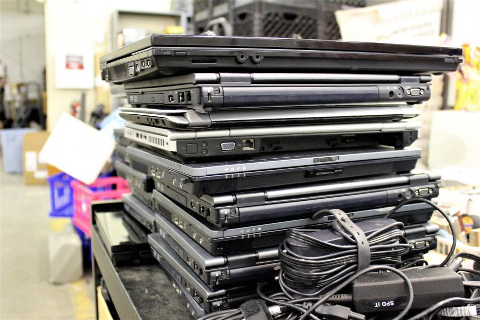 Laptops that need to be refurbished at ComputerCorps.