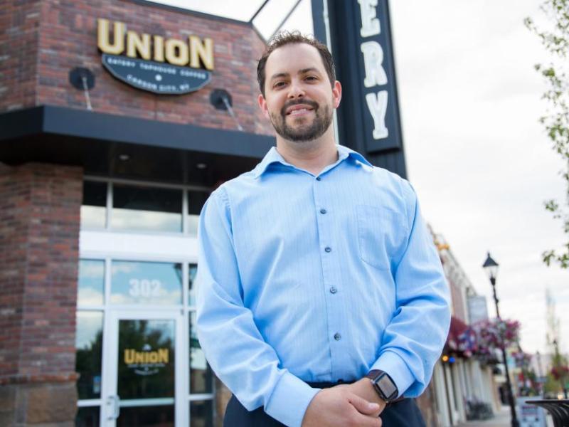 Philip Davis takes the helm at The Union Carson, with new breakfast menu and specials during the week.