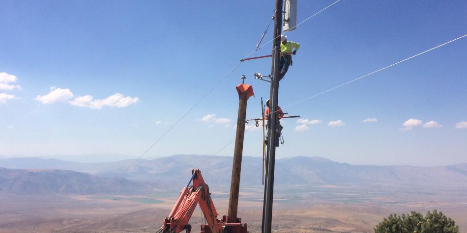 Linemen working near Smith Valley. NV Energy photo