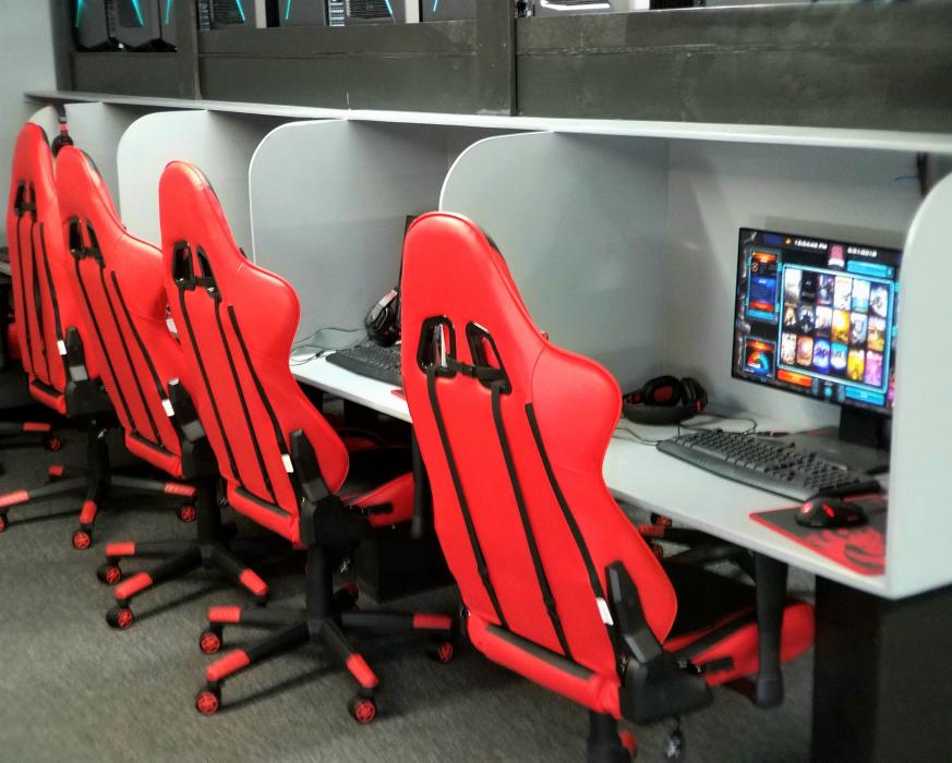 Computer gaming consoles at Bulldog Cyber Cafe.