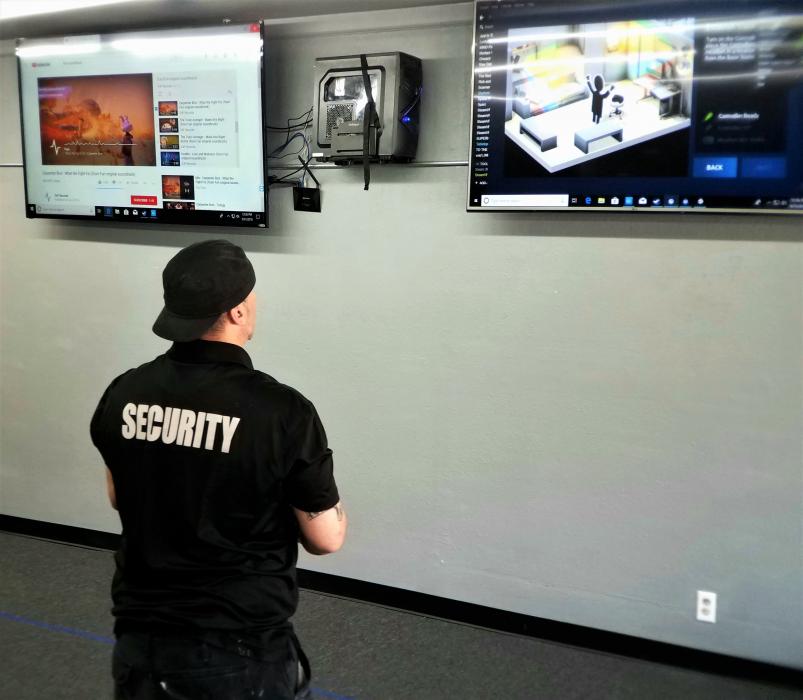 Photos by Brett Fisher. A virtual reality station is played Thursday at Bulldog Cyber Cafe.