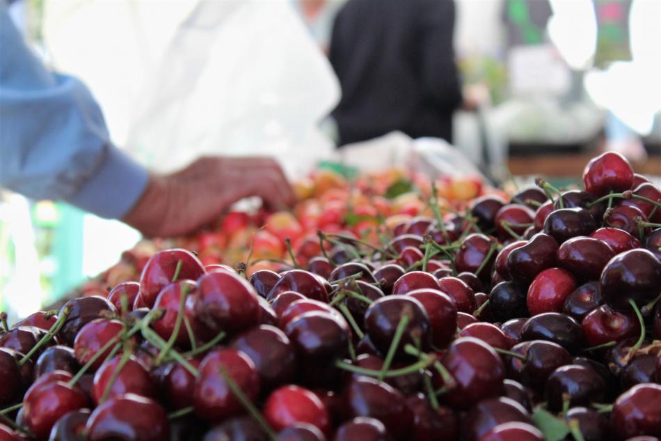Cherry varieties.